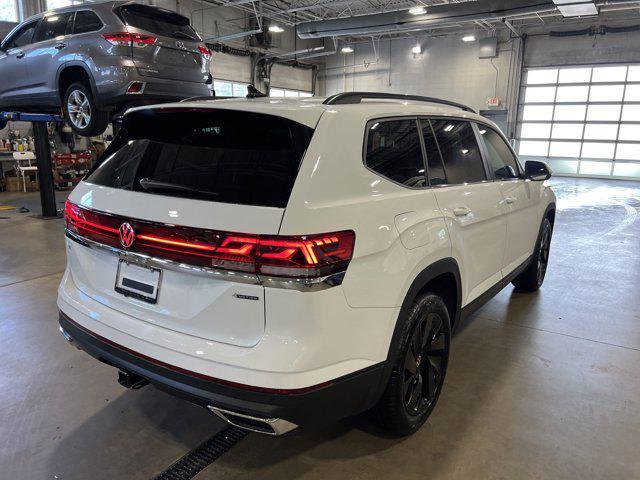 new 2024 Volkswagen Atlas car, priced at $37,990