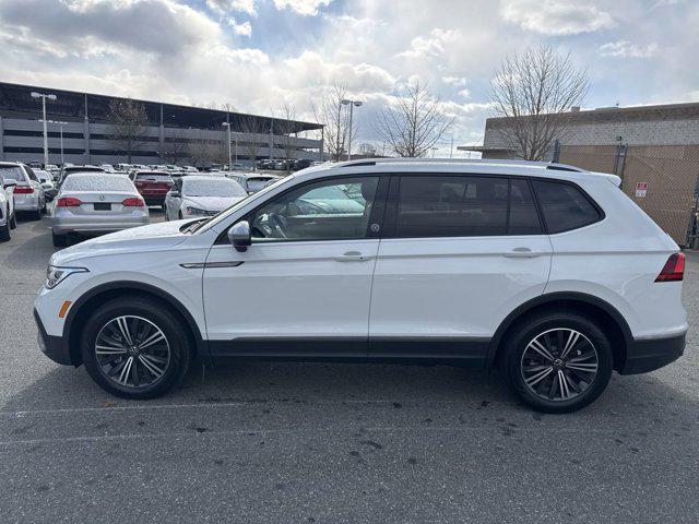 new 2024 Volkswagen Tiguan car, priced at $27,038