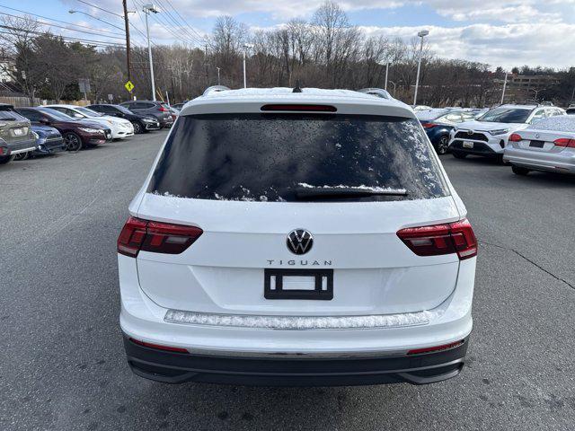 new 2024 Volkswagen Tiguan car, priced at $27,038