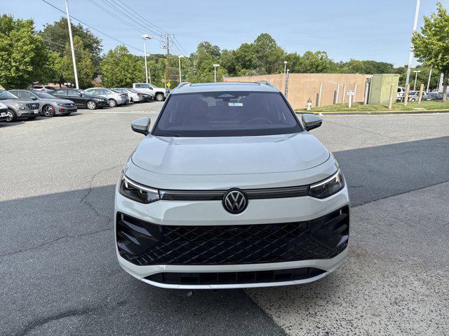new 2025 Volkswagen Tiguan car, priced at $40,560