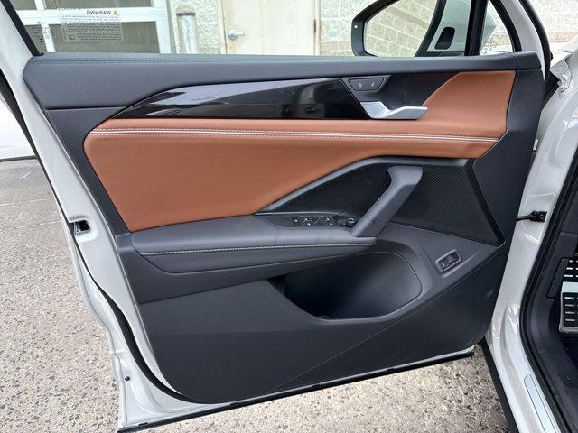new 2025 Volkswagen Tiguan car, priced at $40,560