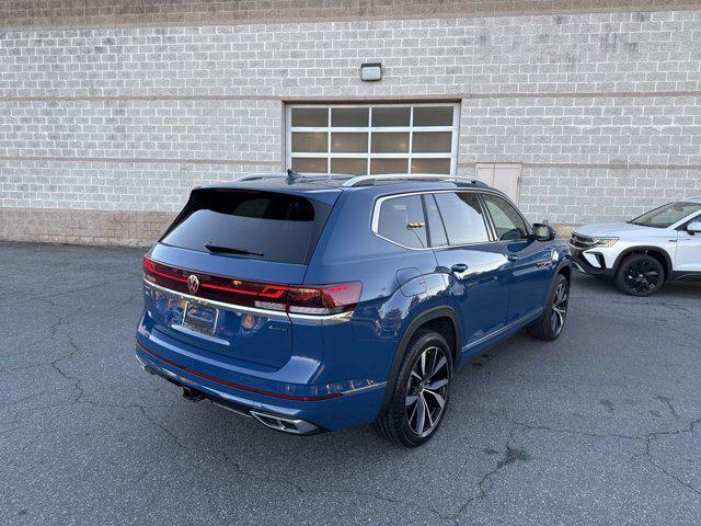 new 2025 Volkswagen Atlas car, priced at $52,078