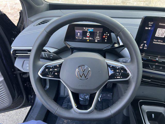 new 2024 Volkswagen ID.4 car, priced at $40,394