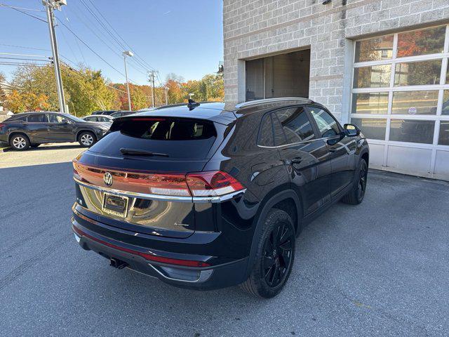 new 2025 Volkswagen Atlas Cross Sport car, priced at $43,481