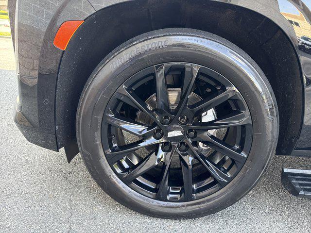 used 2022 Cadillac Escalade ESV car, priced at $64,999