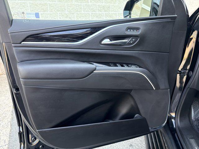 used 2022 Cadillac Escalade ESV car, priced at $64,999