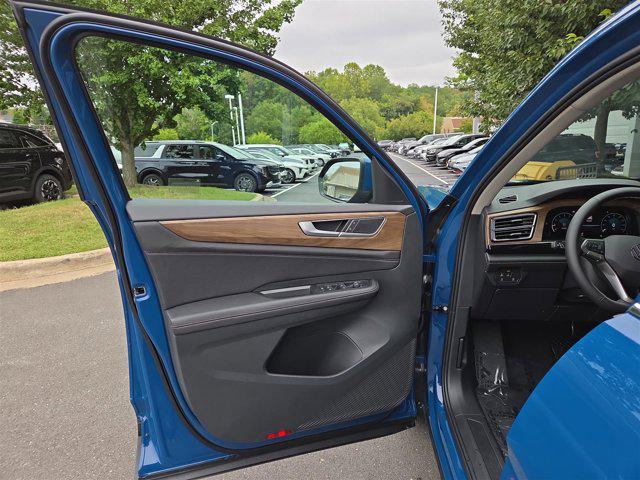 new 2026 Volkswagen Atlas car, priced at $41,233