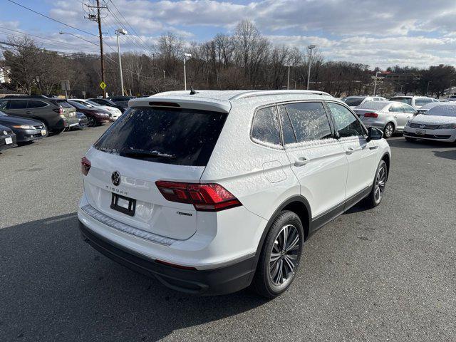 new 2024 Volkswagen Tiguan car, priced at $28,622