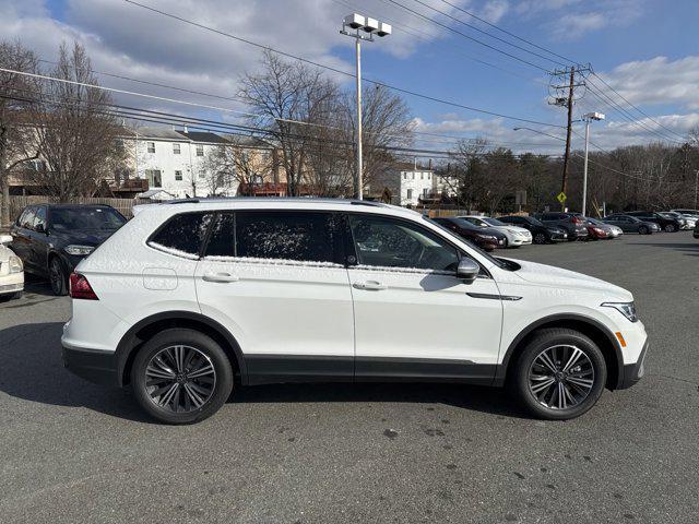 new 2024 Volkswagen Tiguan car, priced at $28,622