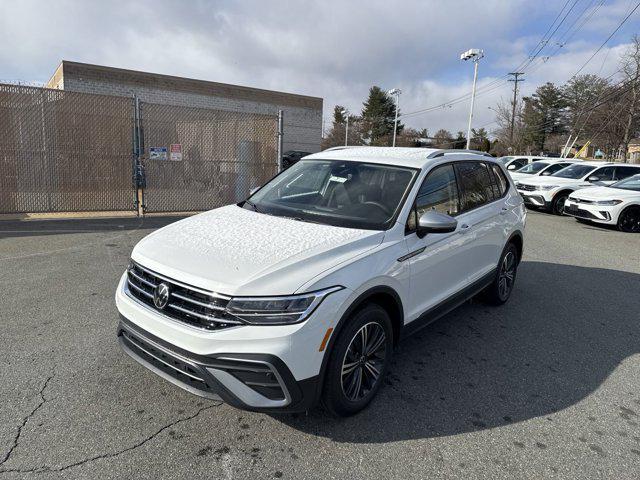 new 2024 Volkswagen Tiguan car, priced at $28,622