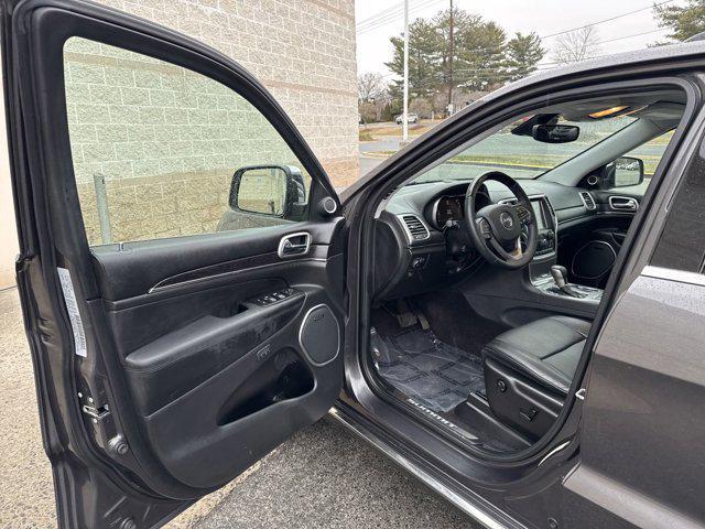 used 2017 Jeep Grand Cherokee car, priced at $16,899