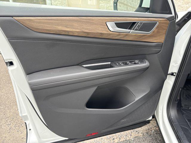 new 2025 Volkswagen Atlas car, priced at $37,373