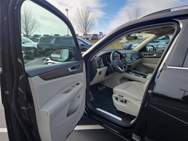 new 2026 Volkswagen Atlas car, priced at $50,399