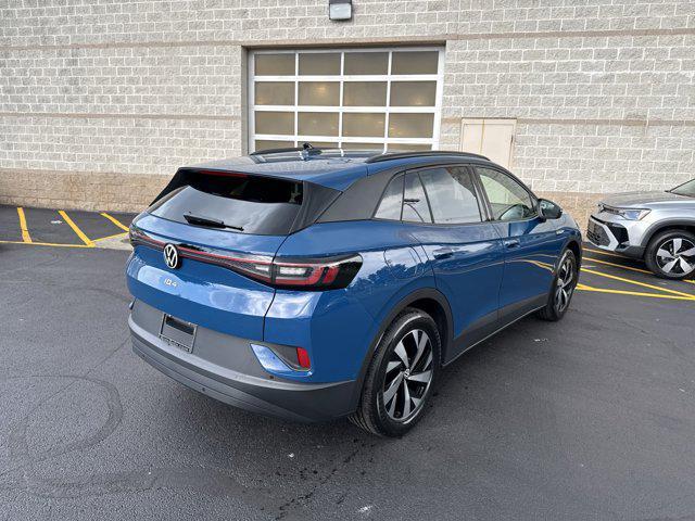 new 2025 Volkswagen ID.4 car, priced at $40,635