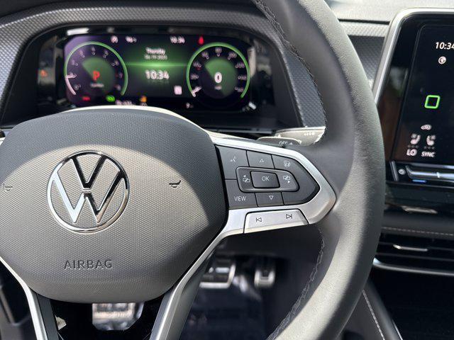 new 2025 Volkswagen Atlas Cross Sport car, priced at $50,369