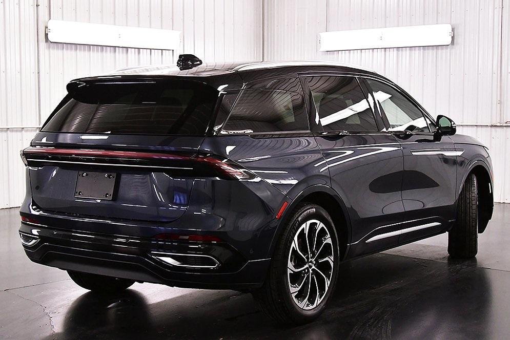 used 2024 Lincoln Nautilus car, priced at $49,995