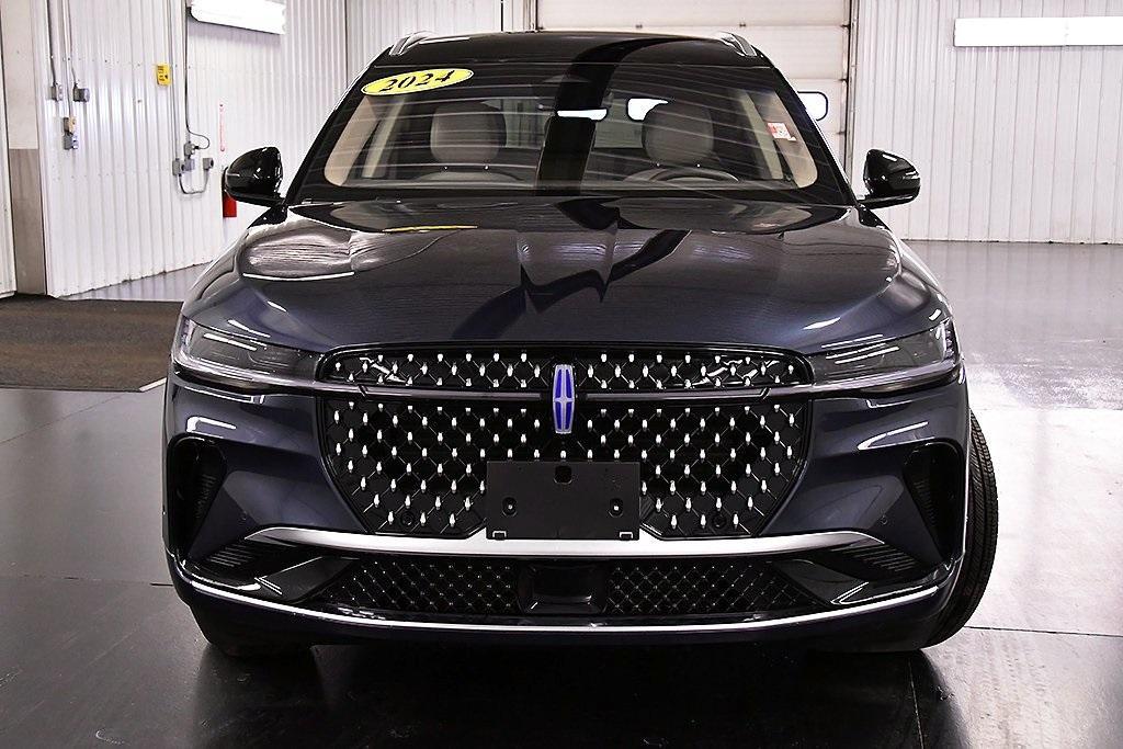 used 2024 Lincoln Nautilus car, priced at $49,995