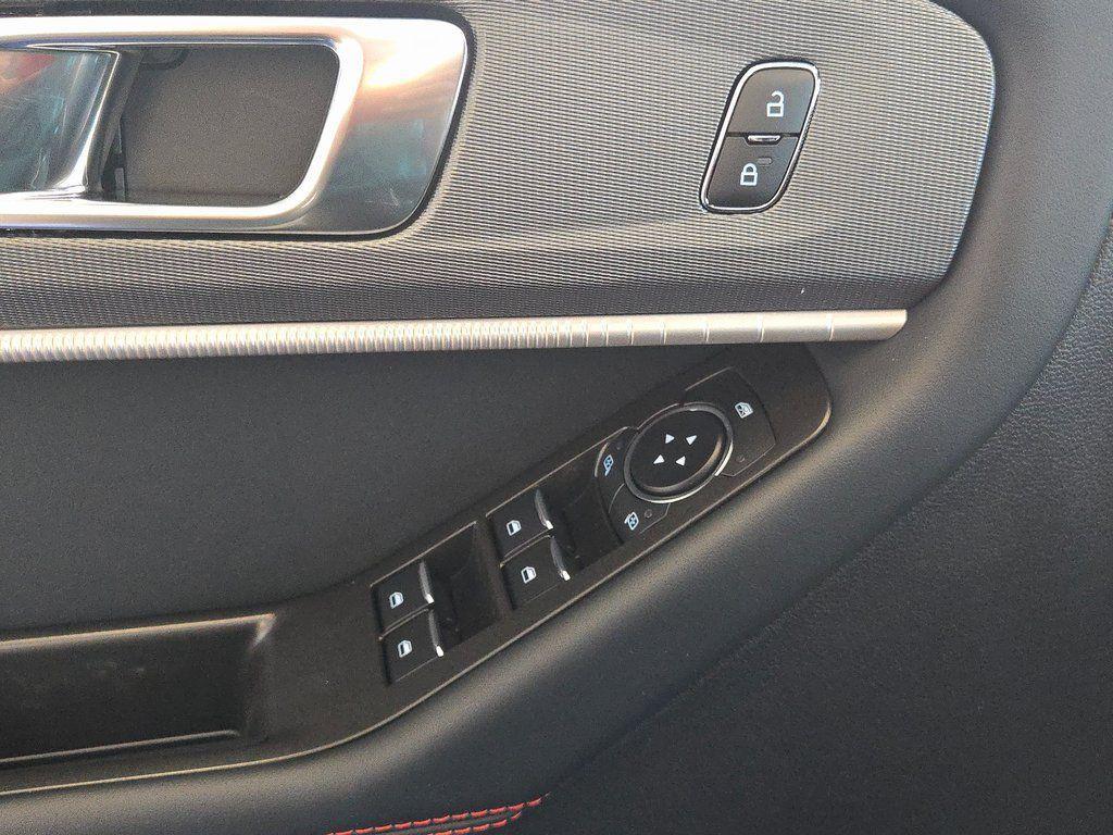 new 2025 Ford Explorer car, priced at $47,499