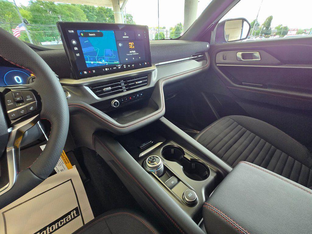 new 2025 Ford Explorer car, priced at $47,499