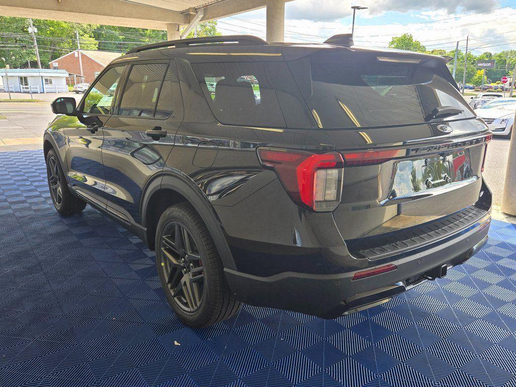 new 2025 Ford Explorer car, priced at $47,499