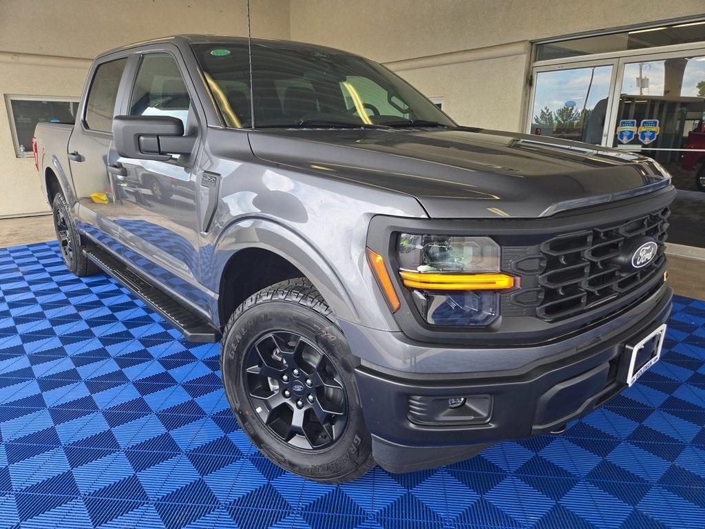new 2025 Ford F-150 car, priced at $52,692