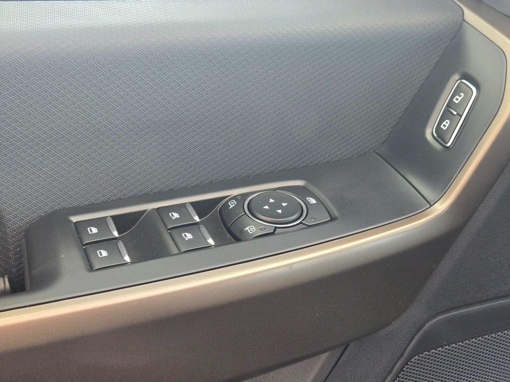 new 2025 Ford F-150 car, priced at $52,692
