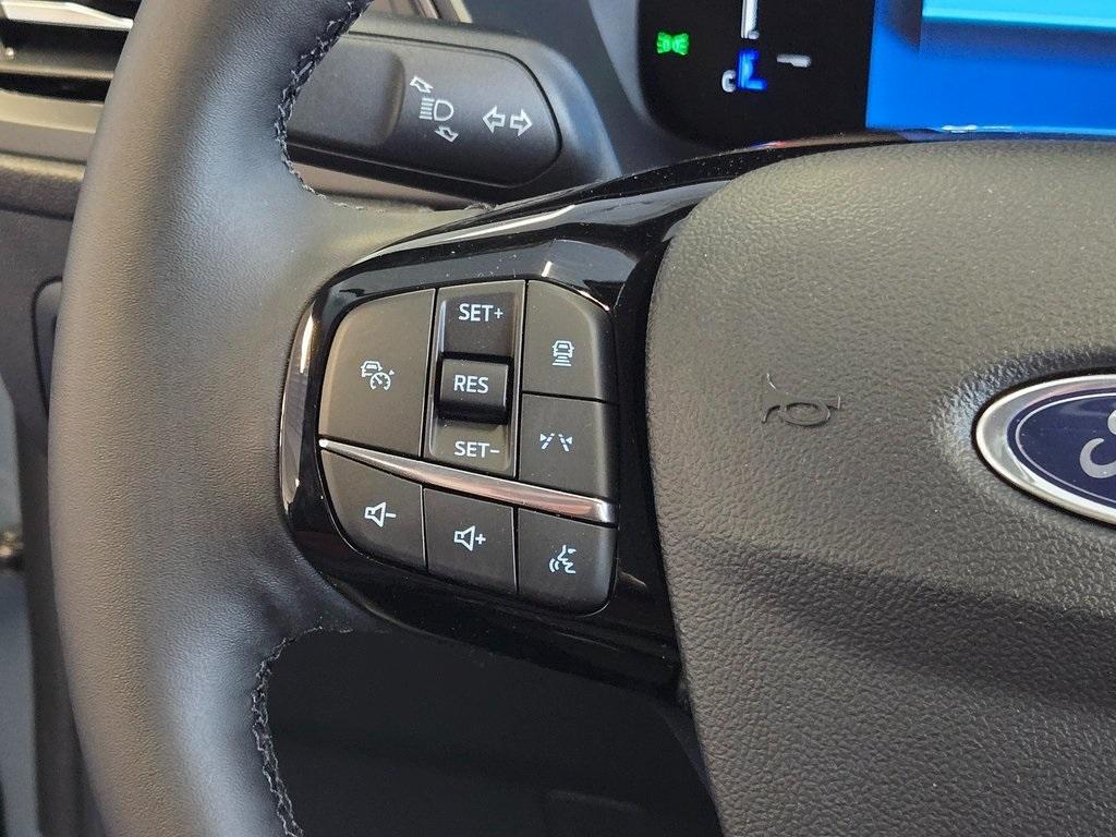new 2025 Ford Escape car, priced at $33,157