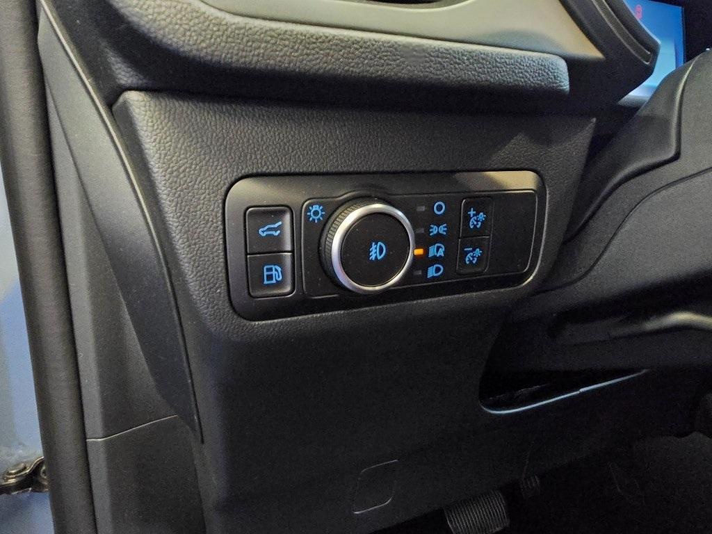 new 2025 Ford Escape car, priced at $33,157