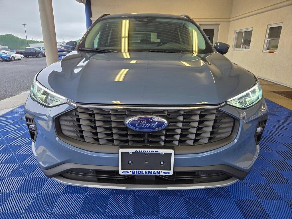new 2025 Ford Escape car, priced at $33,157