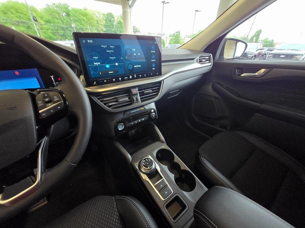 new 2025 Ford Escape car, priced at $33,157