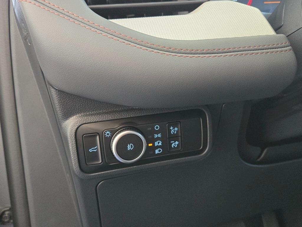 new 2025 Ford Explorer car, priced at $46,181