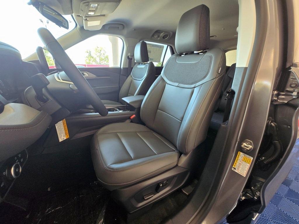 new 2025 Ford Explorer car, priced at $46,181