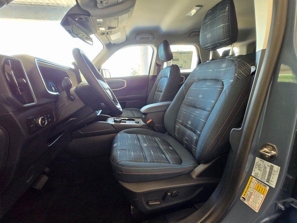 new 2025 Ford Bronco Sport car, priced at $35,999