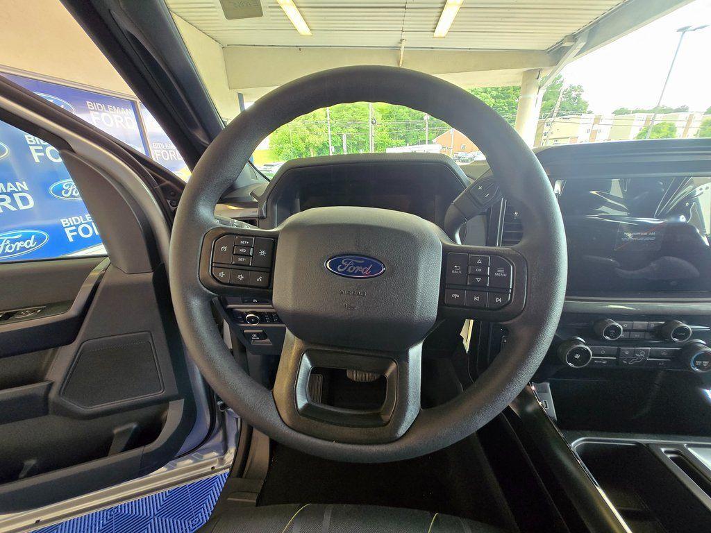 new 2025 Ford F-150 car, priced at $43,249