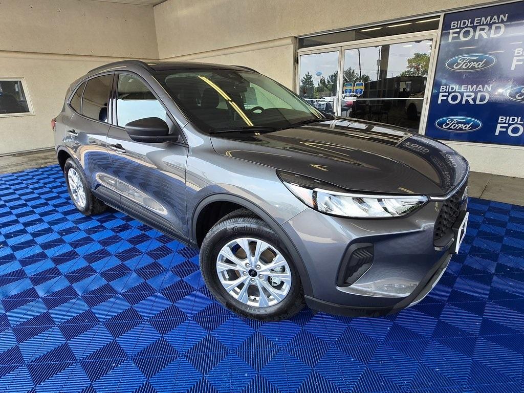 new 2025 Ford Escape car, priced at $31,225