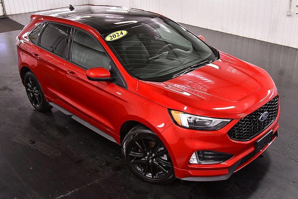 used 2024 Ford Edge car, priced at $34,995