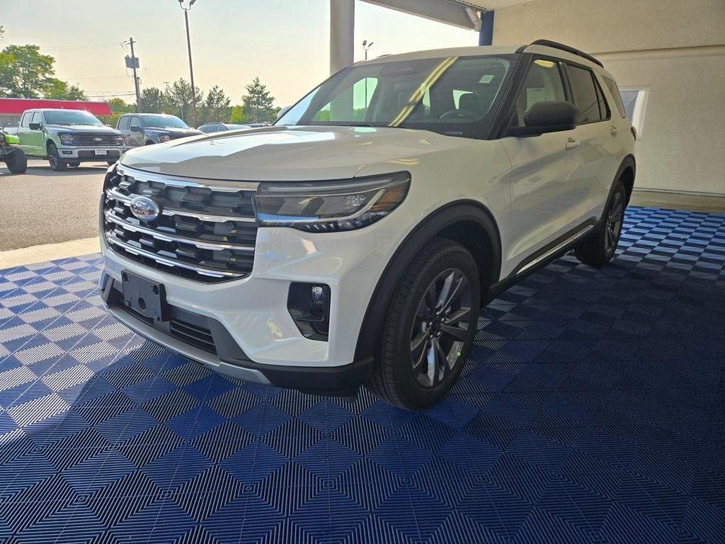 new 2025 Ford Explorer car, priced at $48,707