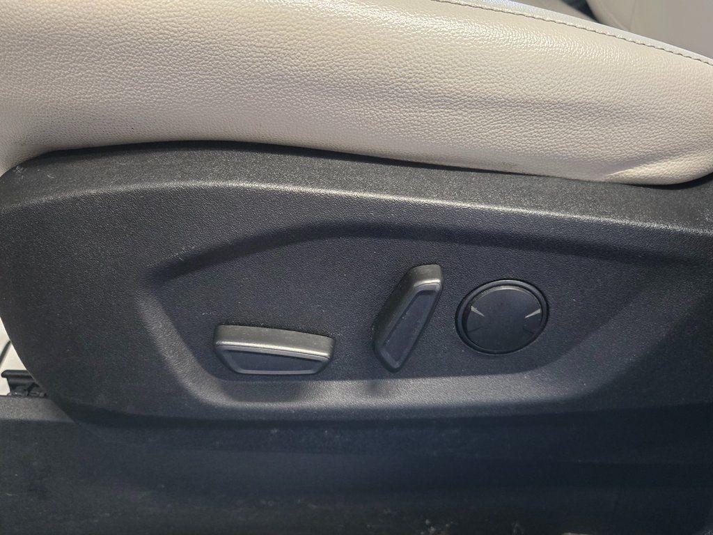 used 2022 Ford Edge car, priced at $21,695