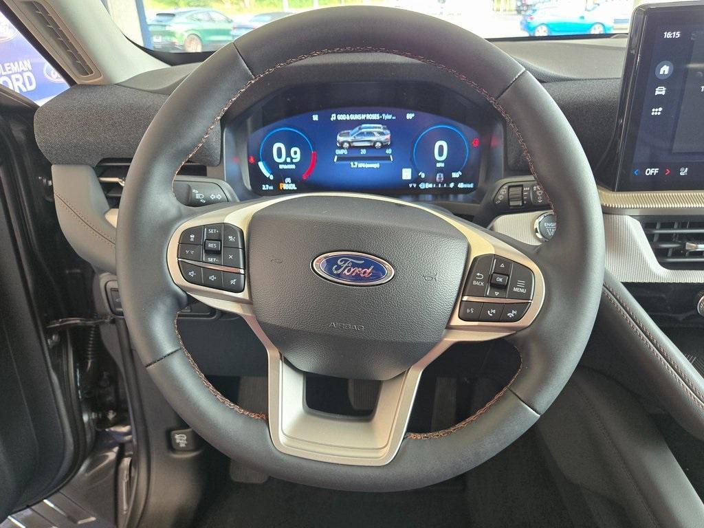 new 2025 Ford Explorer car, priced at $45,722