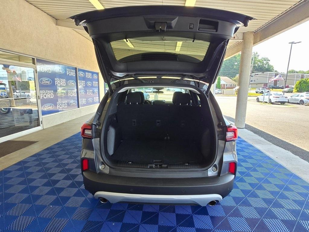 used 2023 Ford Escape car, priced at $23,995