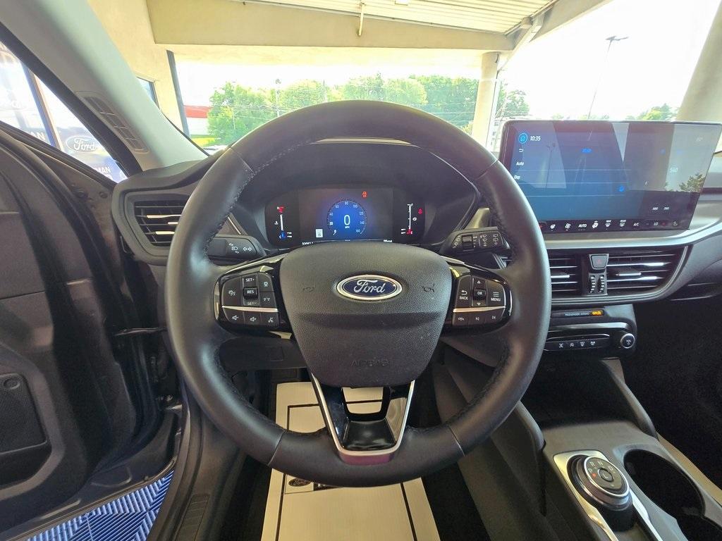 used 2023 Ford Escape car, priced at $23,995