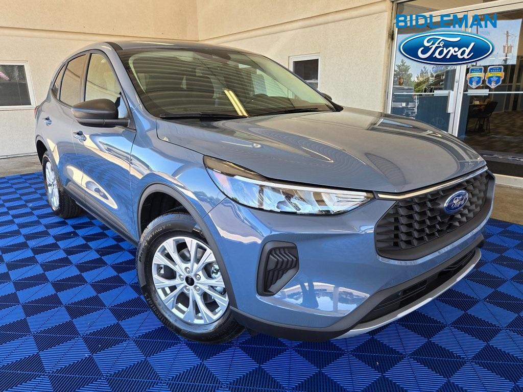 new 2025 Ford Escape car, priced at $28,995