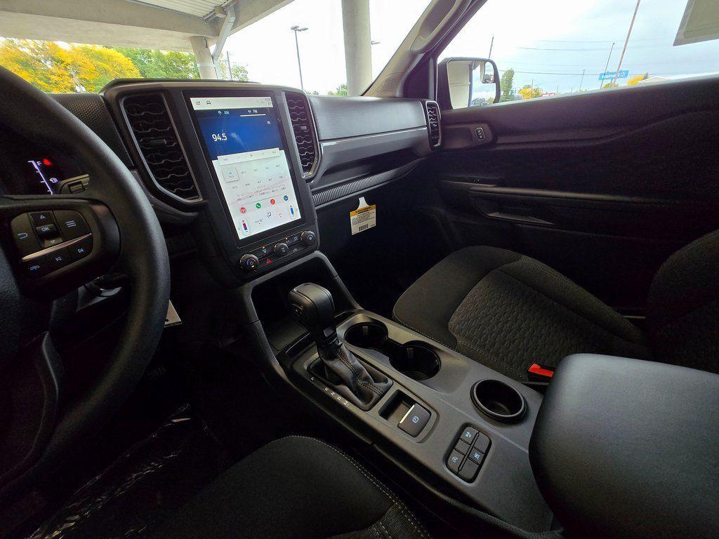new 2025 Ford Ranger car, priced at $32,499