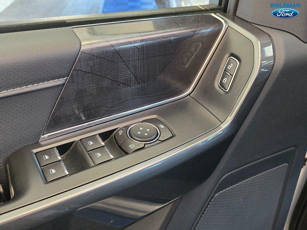 used 2022 Ford F-150 car, priced at $40,000