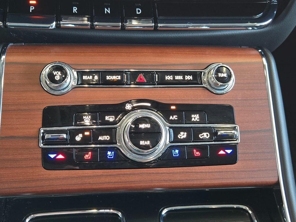 used 2023 Lincoln Aviator car, priced at $58,995