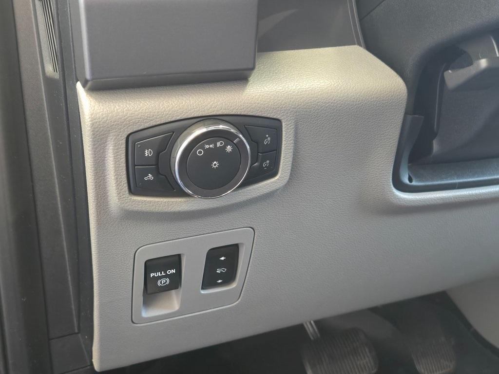 used 2019 Ford F-150 car, priced at $32,995