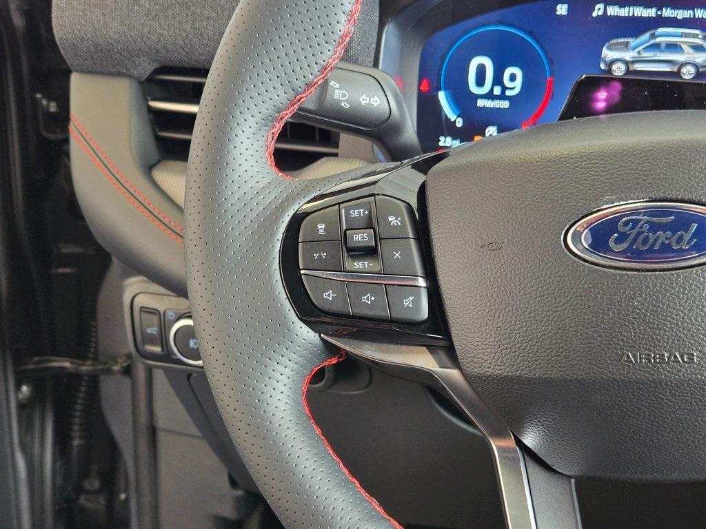 new 2025 Ford Explorer car, priced at $47,929