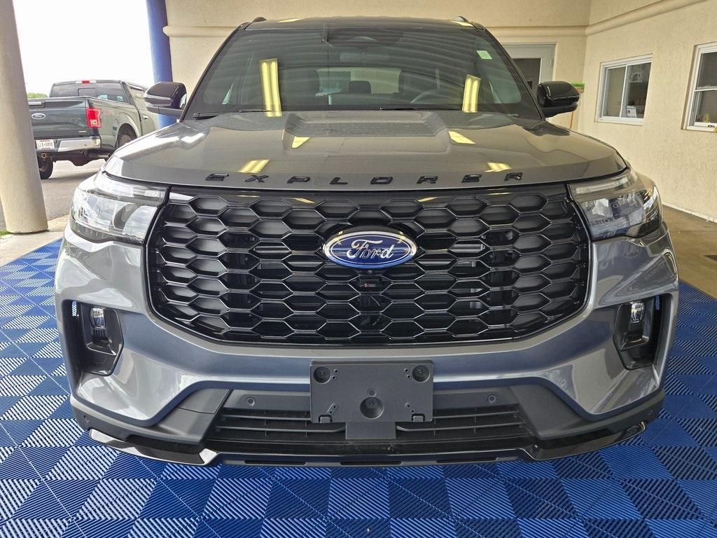 new 2025 Ford Explorer car, priced at $47,929