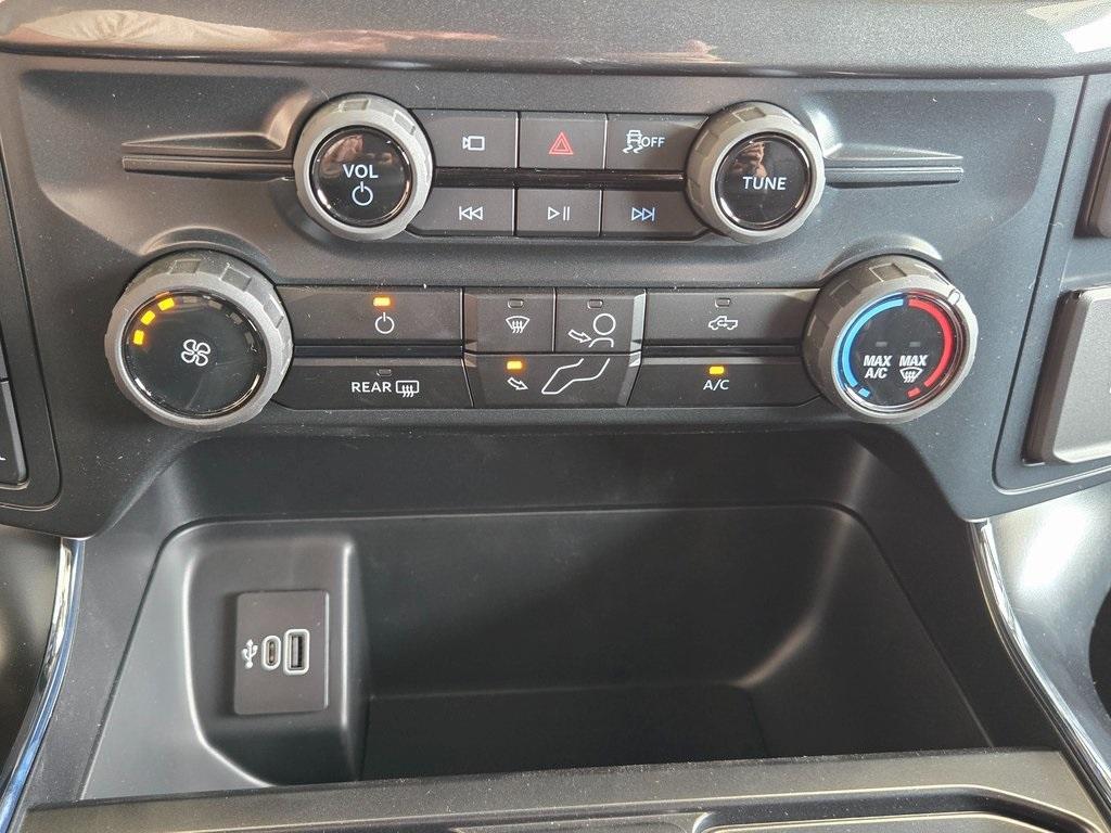 new 2025 Ford F-150 car, priced at $48,691