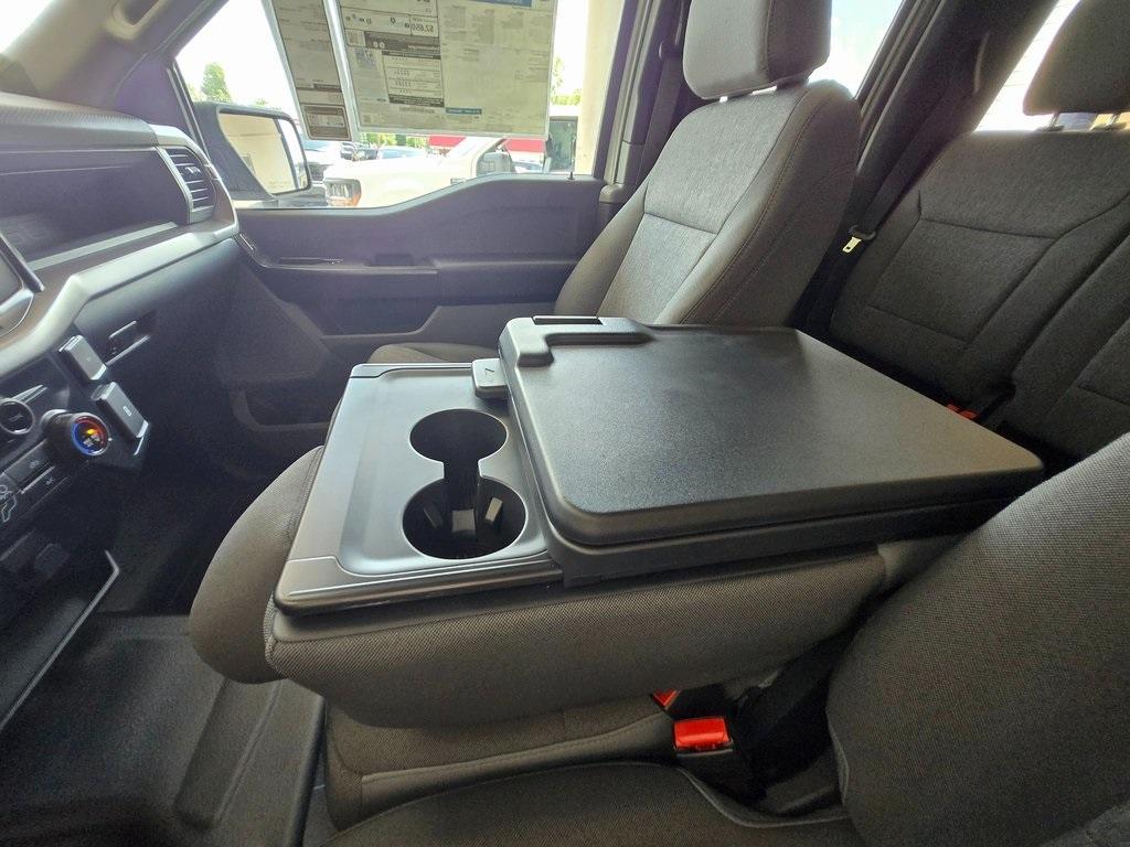 new 2025 Ford F-150 car, priced at $44,324